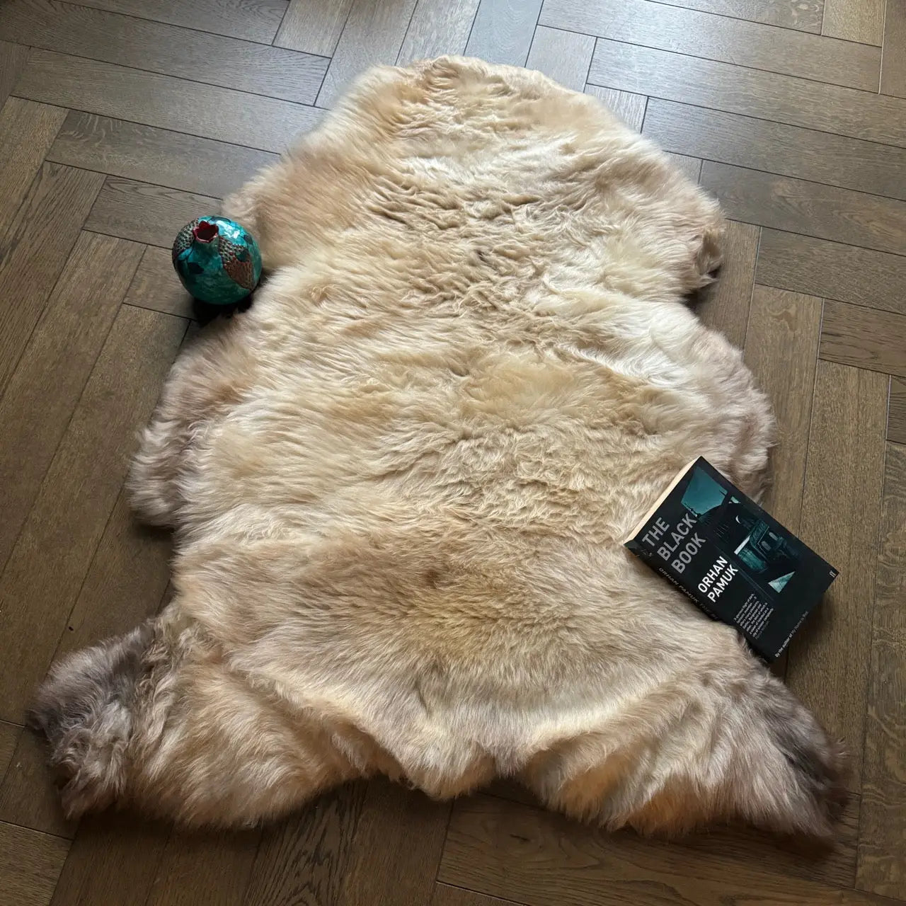 British Rarebreed Sheepskin Natural Undyed Sheepskin Rug 12 241127-06RB