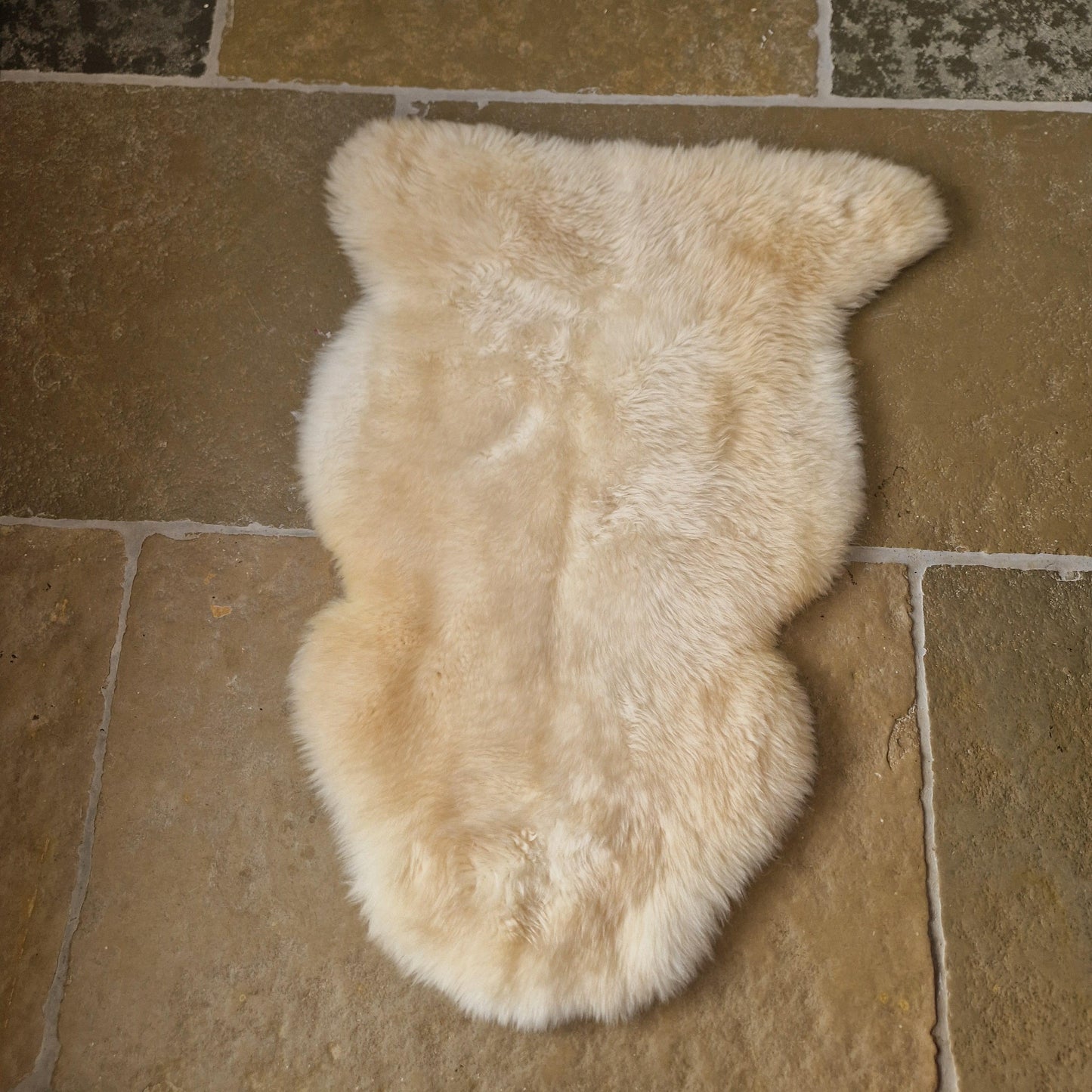 Large Cream Sheepskin Rug Number 40