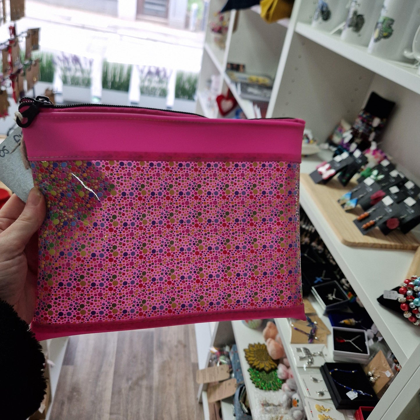 Pink vinyl clutch bag HT05