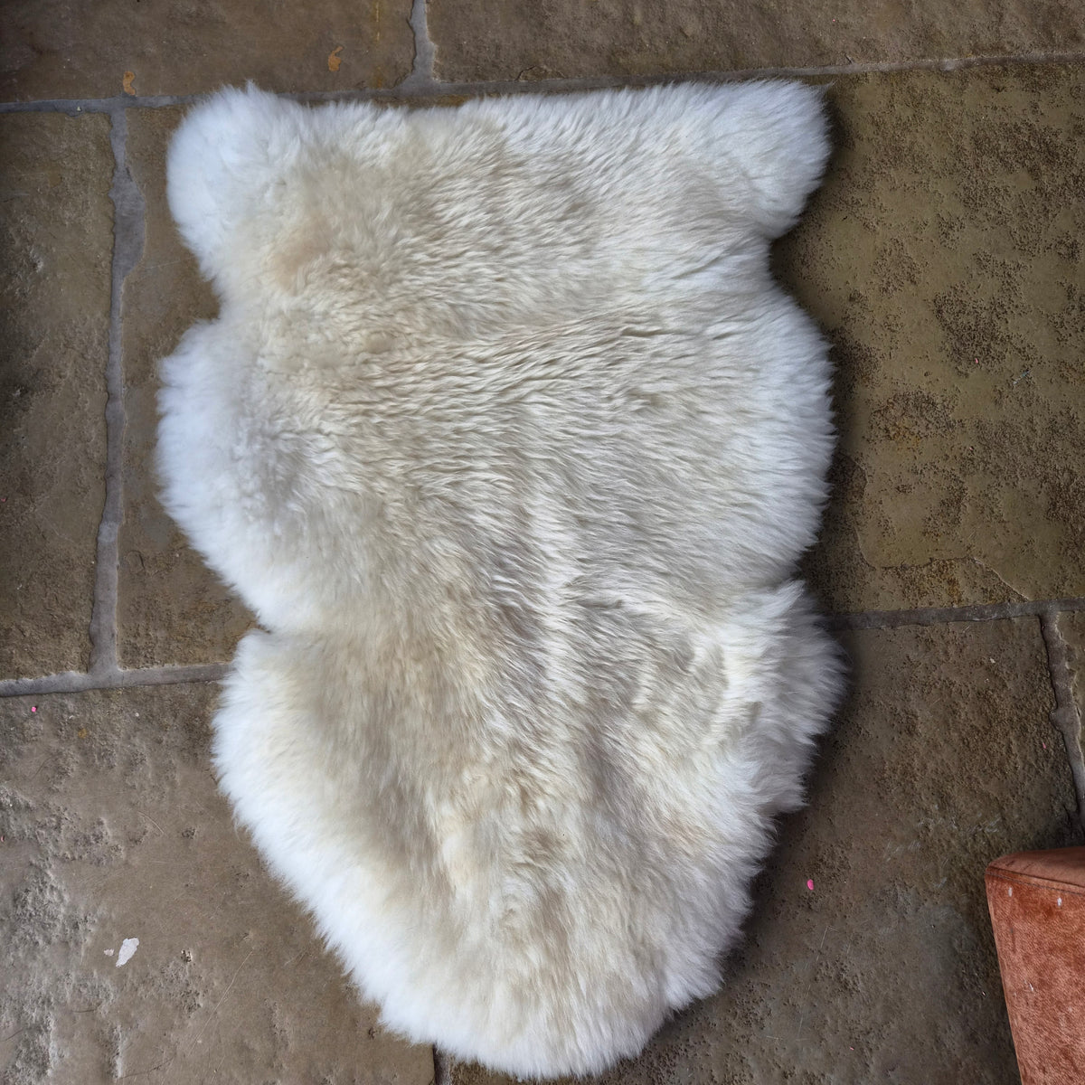 Medium Cream Sheepskin Rug Number 71