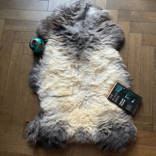 British Rarebreed Sheepskin Natural Undyed Sheepskin Rug 6 241127-04RB