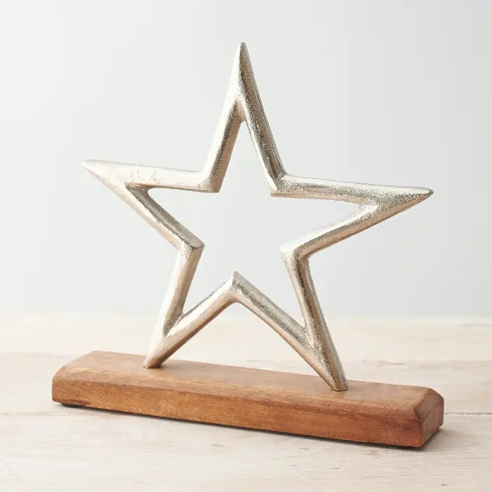 Metal Star On Wood Base, 22cm