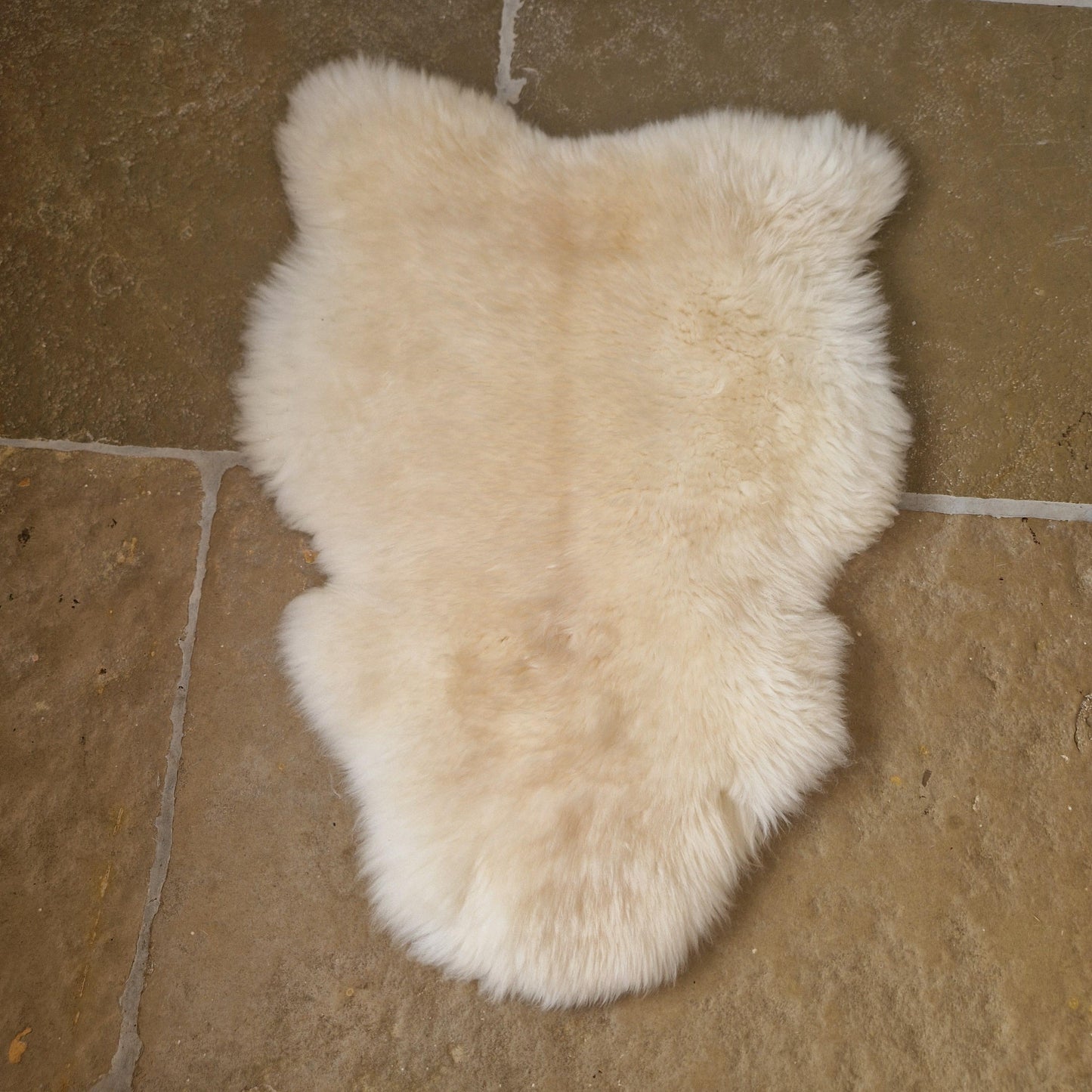 Medium Cream Sheepskin Rug Number 38