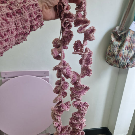 Handmade Pink Twirl Scarf PT089