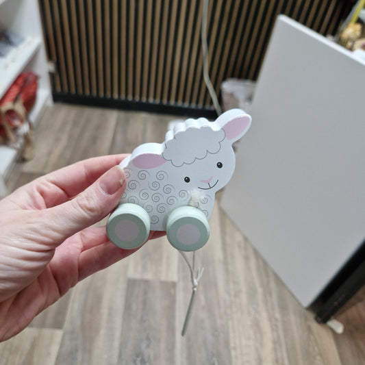 Wooden push along sheep toy LC07