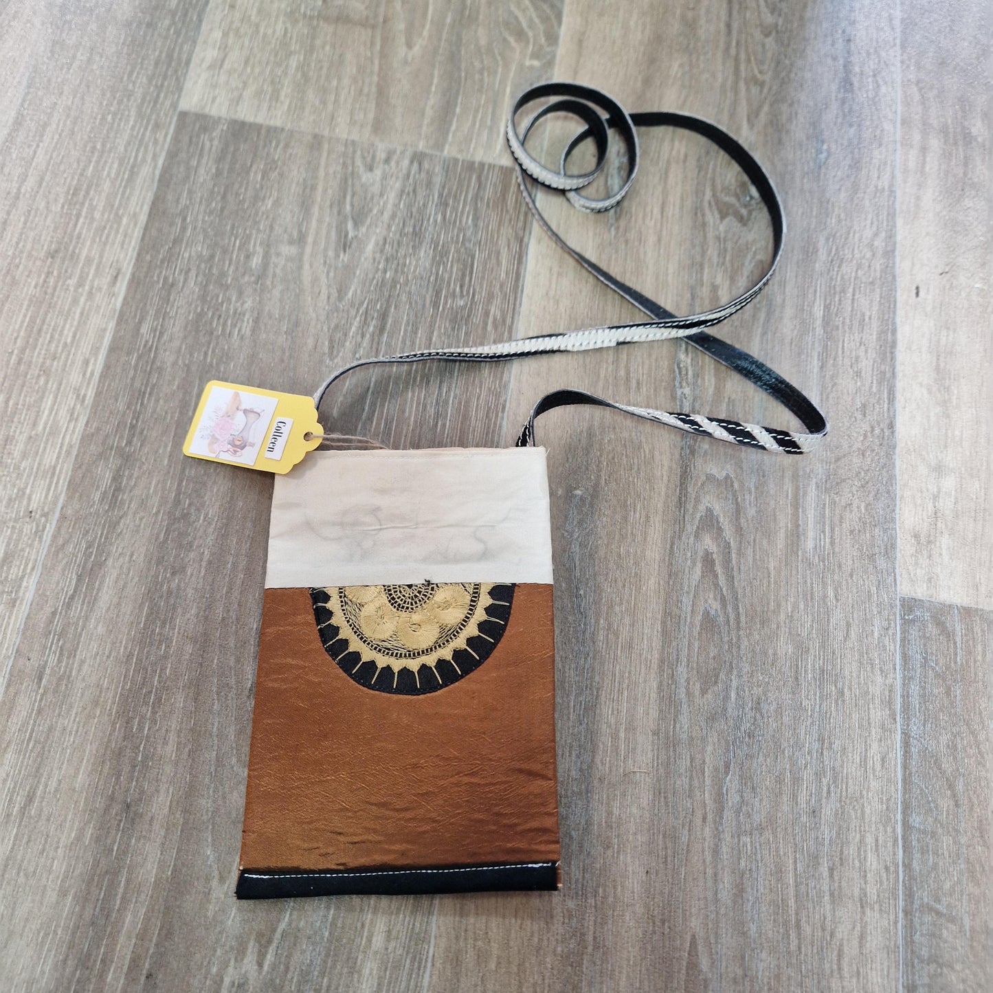 Handmade sewn brown shoulder bag PB1