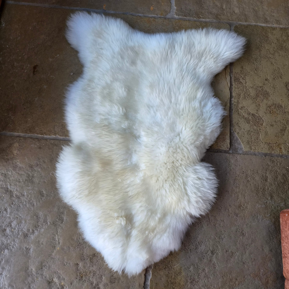 Medium Cream Sheepskin Rug Number 77