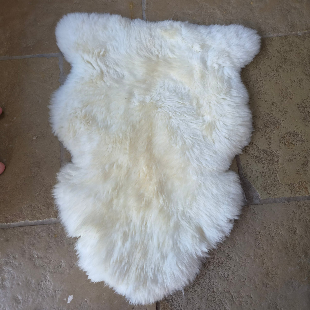 Medium Cream Sheepskin Rug Number 78