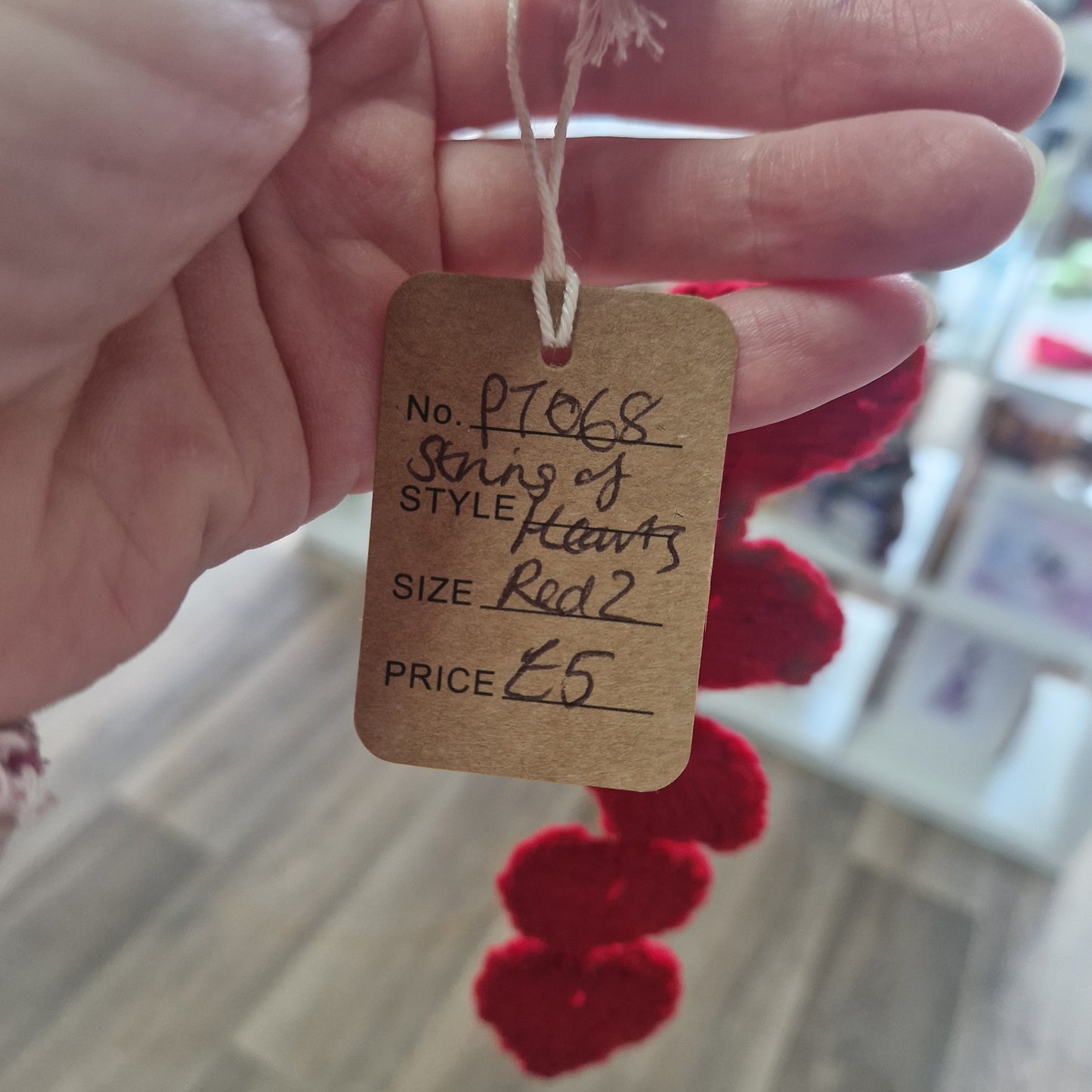 Handmade string of hanging hearts PT068